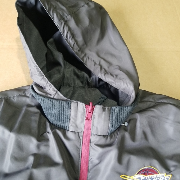 NBA  Cavaliers  JH Design Reversible Fleece Hooded Jacket Charcoal 2XL NWOT - Picture 3 of 13